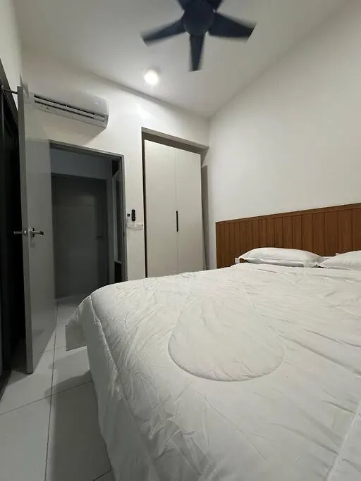 18Skyhigh Apartment Batu Kawan Malaysia